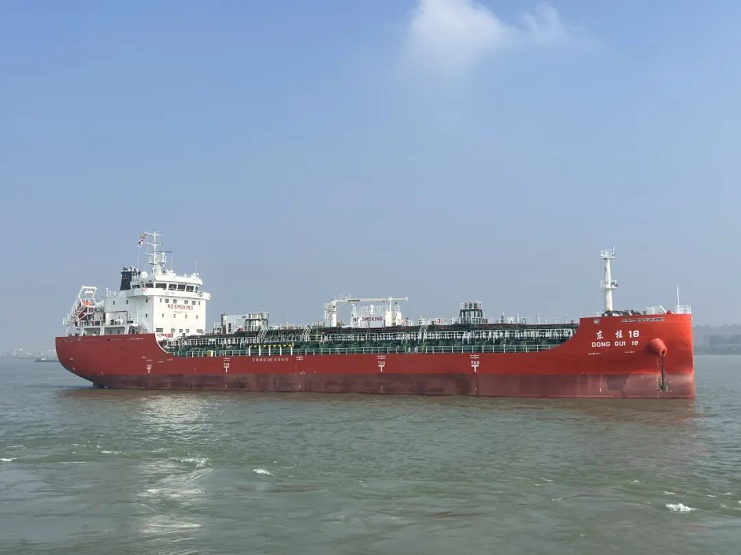 649810056.jpg 649810056.jpg